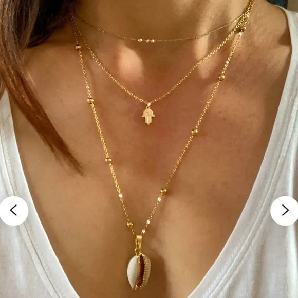 Cowrie Shell Necklace - Picture 4 of 5